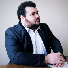 Александр Любофеев